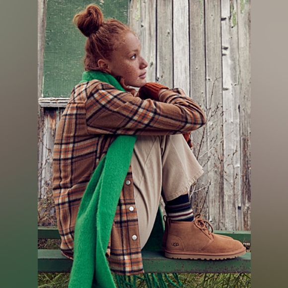 Cozy flannel shacket - Picture 2 of 5